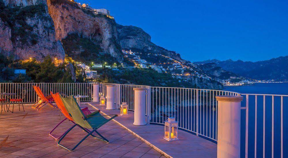 Hotel Le Terrazze (Adults Only) Conca dei Marini Bagian luar foto